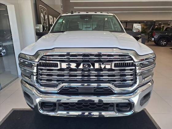 RAM 3500 6.7 I6 TURBO DIESEL LIMITED LONGHORN CD 4X4  AUTOMÁTICO